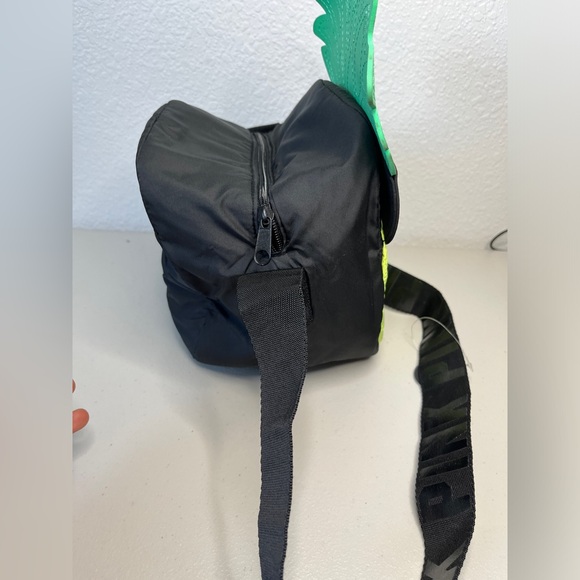 NEW VICTORIA'S SECRET PINK NATION PINEAPPLE LUNCH BOX COOLER TOTE BAG VICTORIAS - Picture 2 of 6